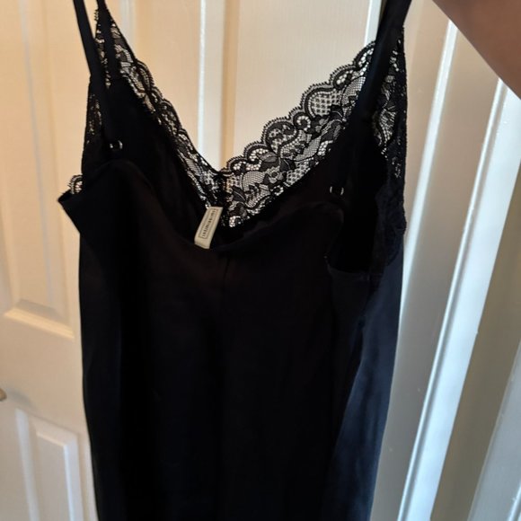Intimissimi Lace and Silk Top in Black - Picture 1 of 4